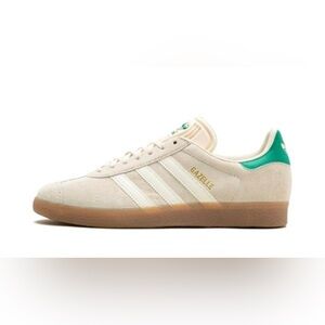 Women’s adidas gazelles. Barely worn.